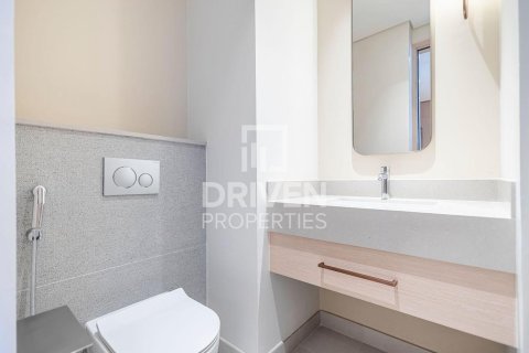 Снять в аренду квартиру в Vida Residences Dubai Mall, Даунтаун Дубай (Даунтаун Бурдж Дубай), Дубай: 2 спальни, 113.16м², № 128267 - фото 15