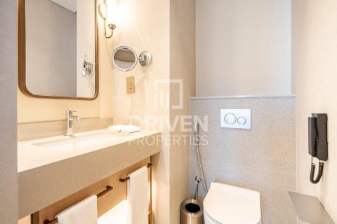Снять в аренду квартиру в Vida Residences Dubai Mall, Даунтаун Дубай (Даунтаун Бурдж Дубай), Дубай: 2 спальни, 113.16м², № 128267 - фото 14