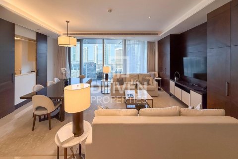 Apartment in The Address Sky View Towers, Downtown Dubai (Downtown Burj Dubai), Dubai 3 bedrooms, 187.76 sq.m. № 128264 - photo 3