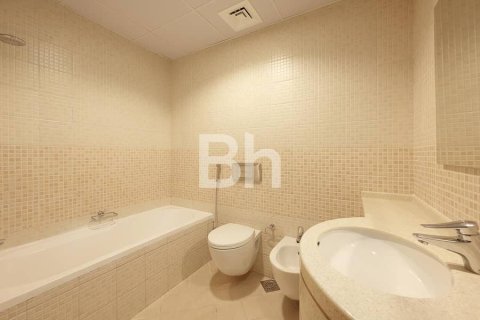 Apartamento en Dubai Marina, Dubai, 1 dormitorio, 68 m², № 25009 - foto 8