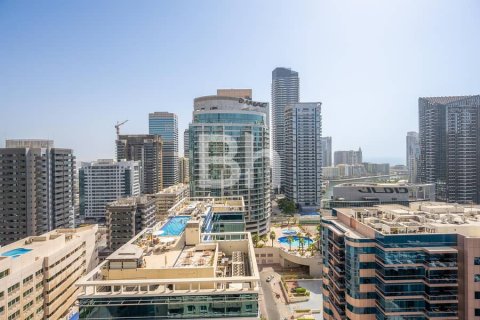 Apartment in Dubai Marina, Dubai 2 bedrooms, 169 sq.m. № 25008 - photo 7