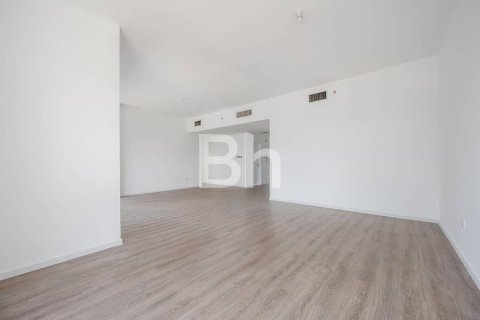 Apartment in Dubai Marina, Dubai 2 bedrooms, 169 sq.m. № 25008 - photo 1