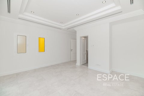 Villa en Meadows, Dubai, 5 dormitorios, 489 m², № 62007 - foto 7