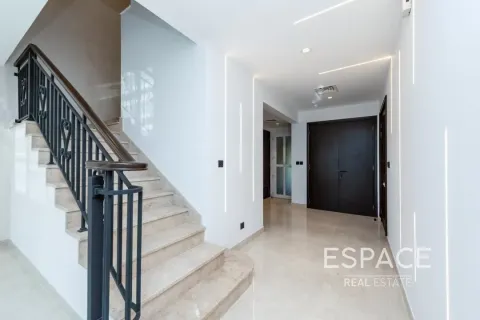 Снять в аренду виллу в Palmera 4, Арабиан Ранчес, Дубай: 2 спальни, 175м², № 61993 - фото 13