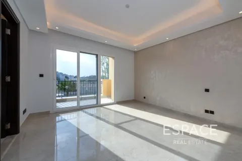 Снять в аренду виллу в Palmera 4, Арабиан Ранчес, Дубай: 2 спальни, 175м², № 61993 - фото 14