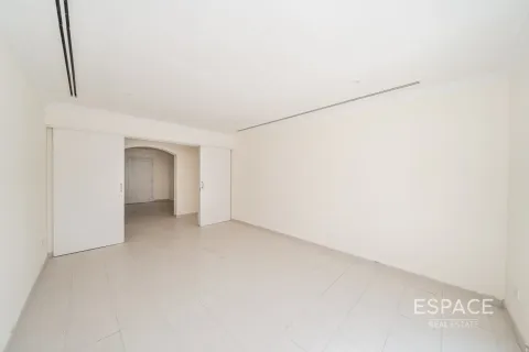 Villa en Meadows, Dubai, 5 dormitorios, 371 m², № 62008 - foto 10