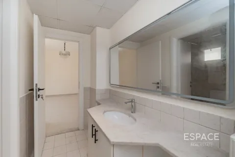 Villa en Meadows, Dubai, 5 dormitorios, 371 m², № 62008 - foto 9