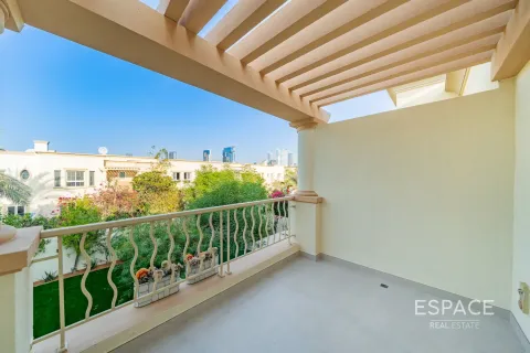 Снять в аренду виллу в The Springs, Дубай: 3 спальни, 228м², № 62006 - фото 13