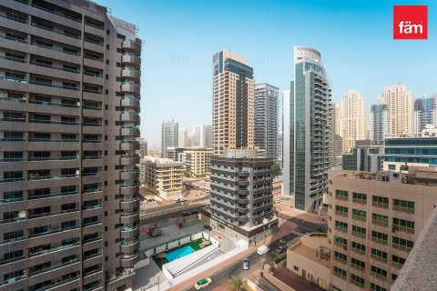 Купить квартиру в Дубай Марине, Дубай: 1 спальня, 72.4м², № 14414 - фото 1
