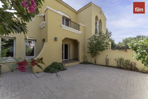 Maison de ville à Dubai, 2 chambres, 207.6 m², № 69392 - photo 1