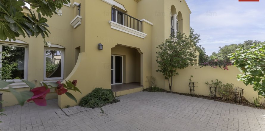 Maison de ville à Dubai, 2 chambres, 207.6 m², № 69392