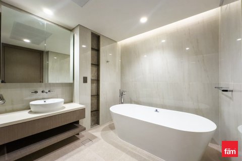 Apartment in Business Bay, Dubai 3 bedrooms, 162.5 sq.m. № 69398 - photo 8