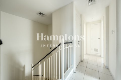 Villa in Springs 2, The Springs, Dubai 3 bedrooms, 420.85059000 sq.m. № 69326 - photo 9