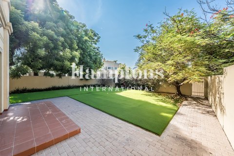 Villa in Springs 2, The Springs, Dubai 3 bedrooms, 420.85059000 sq.m. № 69326 - photo 14