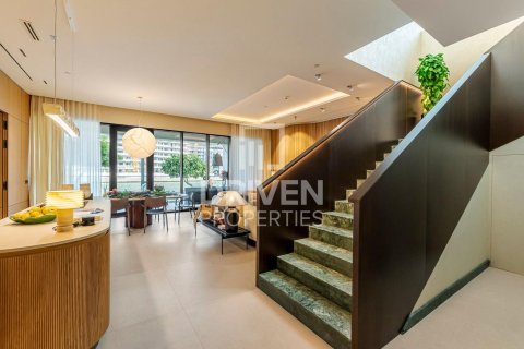 Apartment in Al Wasl, Dubai 3 bedrooms, 366.78 sq.m. № 137107 - photo 7