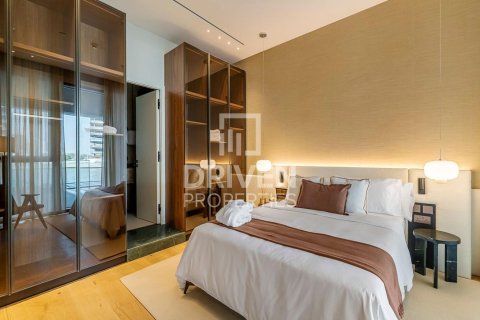 Apartment in Al Wasl, Dubai 3 bedrooms, 366.78 sq.m. № 137107 - photo 6