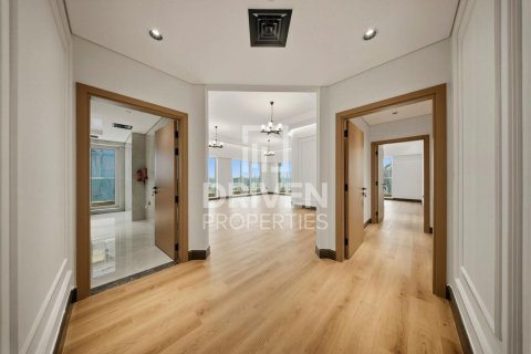 Apartment in Jumeirah Village Circle, Dubai 3 bedrooms, 221.39 sq.m. № 137108 - photo 12