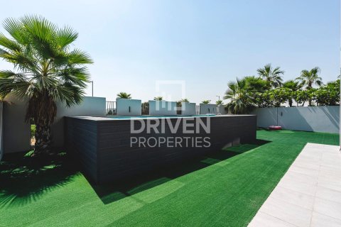 Townhouse in Mohammed Bin Rashid City, Dubai 4 bedrooms, 399.58 sq.m. № 137099 - photo 18