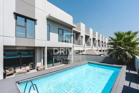 Townhouse in Mohammed Bin Rashid City, Dubai 4 bedrooms, 399.58 sq.m. № 137099 - photo 20