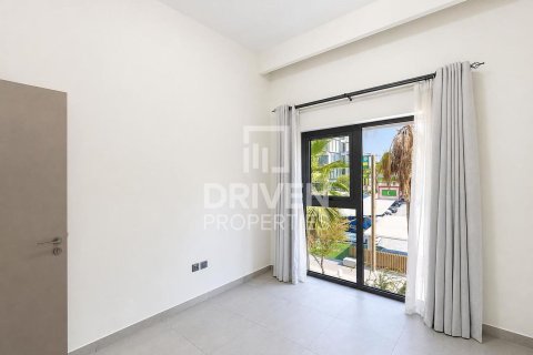 Townhouse in Mohammed Bin Rashid City, Dubai 3 bedrooms, 129.32 sq.m. № 137100 - photo 14