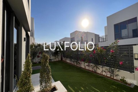 Townhouse in Maple at Dubai Hills Estate, Dubai Hills Estate, Dubai 4 bedrooms, 272 sq.m. № 46418 - photo 6