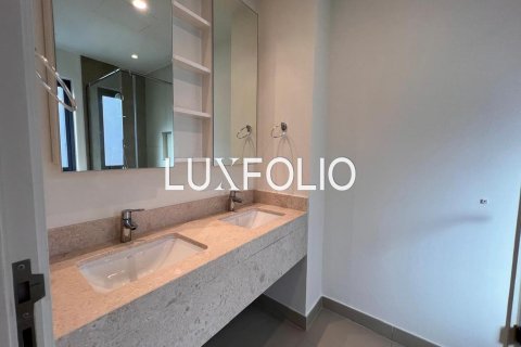 Townhouse in Maple at Dubai Hills Estate, Dubai Hills Estate, Dubai 4 bedrooms, 272 sq.m. № 46418 - photo 15