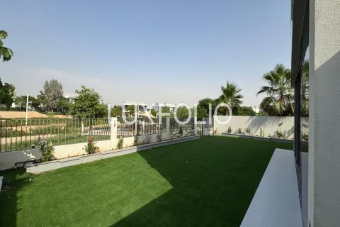 Villa in Sidra Villas, Dubai Hills Estate, Dubai 4 bedrooms, 462 sq.m. № 46419 - photo 11