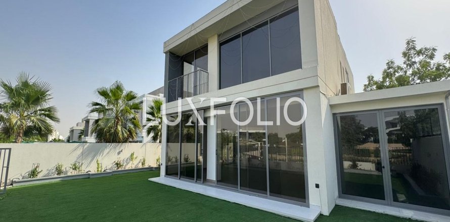 Villa in Sidra Villas, Dubai Hills Estate, Dubai 4 bedrooms, 462 sq.m. № 46419