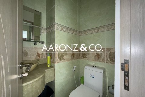 Снять в аренду офис в Джумейра Лейк Тауэрс, Дубай: 61м², № 56074 - фото 10