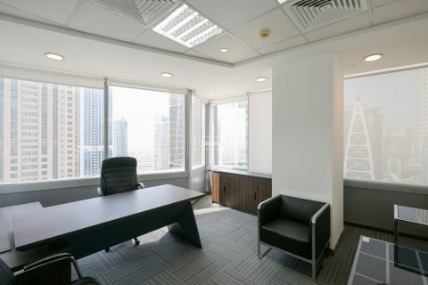 Снять в аренду офис в Джумейра Лейк Тауэрс, Дубай: 99.4м², № 56076 - фото 2