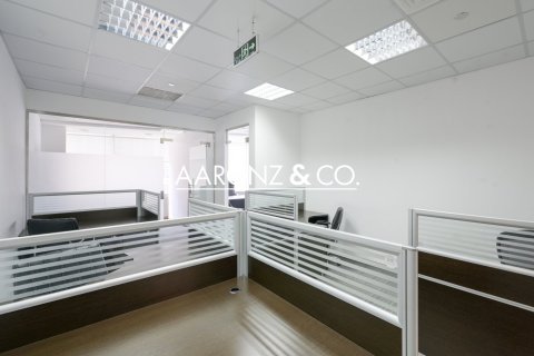 Oficina en Jumeirah Lake Towers, Dubai, 99 m², № 56076 - foto 4