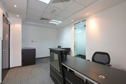 Снять в аренду офис в Джумейра Лейк Тауэрс, Дубай: 99.4м², № 56076 - фото 11