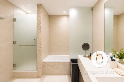 Apartment in MAG 218, Dubai Marina, Dubai 2 bedrooms, 162 sq.m. № 110482 - photo 9