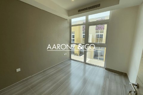 Купить таунхаус в DAMAC Hills (Akoya by DAMAC), Дубай: 3 спальни, 112м², № 90747 - фото 13