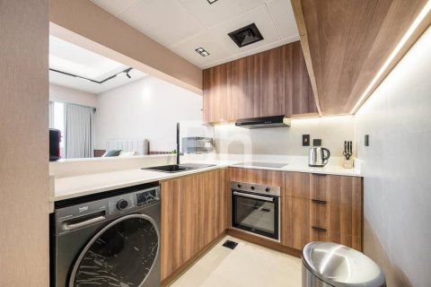 Apartment in Jumeirah Lake Towers, Dubai 47 sq.m. № 57439 - photo 10