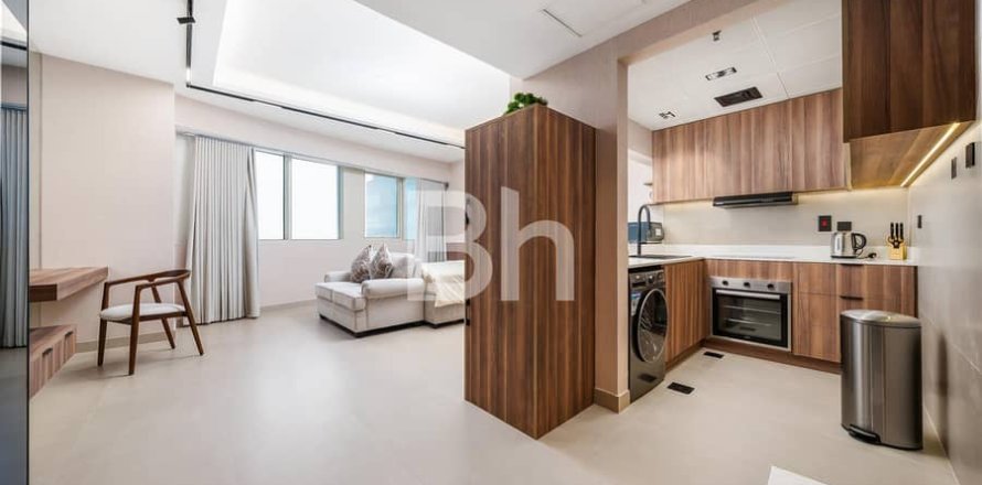 Apartment in Jumeirah Lake Towers, Dubai studio, 47 sq.m. № 57439
