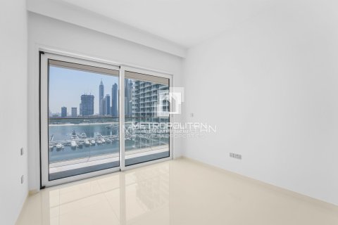 Apartment in EMAAR Beachfront, Dubai Harbour, Dubai 2 bedrooms, 154 sq.m. № 73275 - photo 19