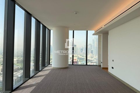 Снять в аренду квартиру в Dubai Internet City, Дубай: 4 спальни, 470м², № 73277 - фото 1