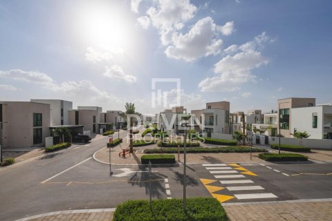 Villa en Arabian Ranches 3, Dubai, 4 dormitorios, 381 m², № 87673 - foto 19