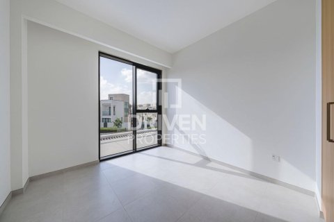 Villa en Arabian Ranches 3, Dubai, 4 dormitorios, 381 m², № 87673 - foto 11