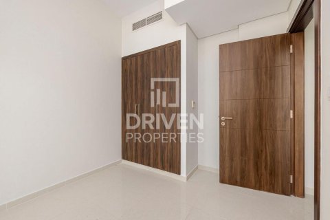 Adosado en DAMAC Hills (Akoya by DAMAC), Dubai, 5 dormitorios, 228 m², № 87671 - foto 5