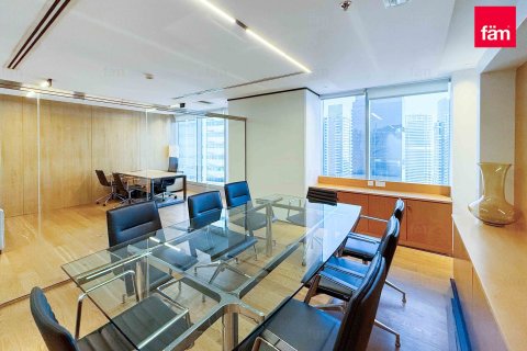 Снять в аренду офис в Дубае: 230.7м², № 55936 - фото 2
