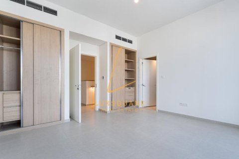 Снять в аренду таунхаус в Джабаль-Али, Дубай: 4 спальни, 336м², № 113996 - фото 10