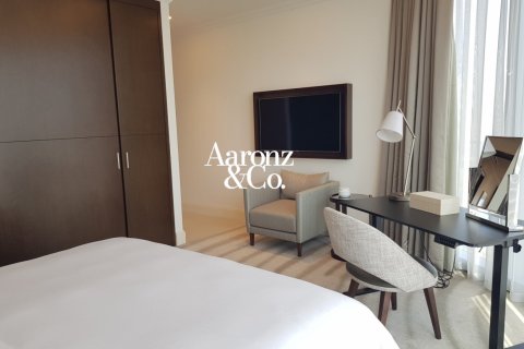 Appartement à Downtown Dubai (Downtown Burj Dubai), Dubai, 2 chambres, 149 m², № 113989 - photo 8
