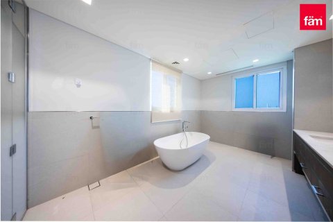 Villa en Dubai, 4 dormitorios, 466 m², № 55903 - foto 13