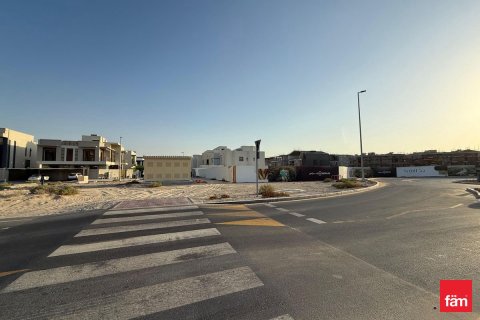 Купить земельный участок в Дубае: 464.8м², № 55893 - фото 8