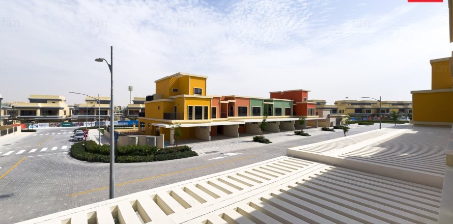Adosado en Dubai, 3 dormitorios, 144 m², № 141785