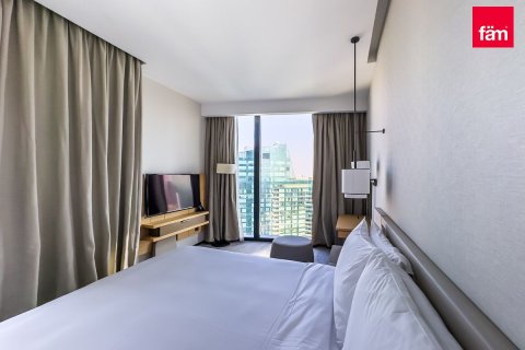 Apartment in Dubai 3 bedrooms, 179 sq.m. № 9150 - photo 12