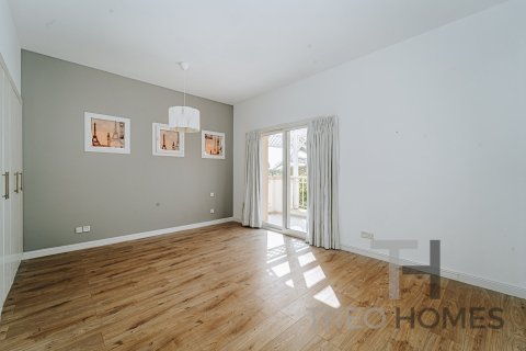 Adosado en The Springs, Dubai, 3 dormitorios, 213 m², № 14084 - foto 14