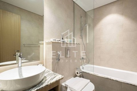 Apartment in Paramount Tower Hotel & Residences, Business Bay, Dubai 2 bedrooms, 127 sq.m. № 38796 - photo 13